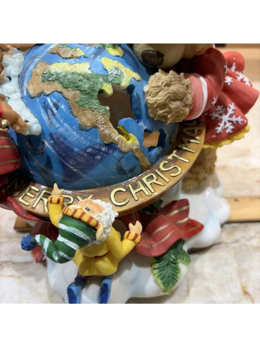 VTG Christmas Lighted Figurine 8 1/4